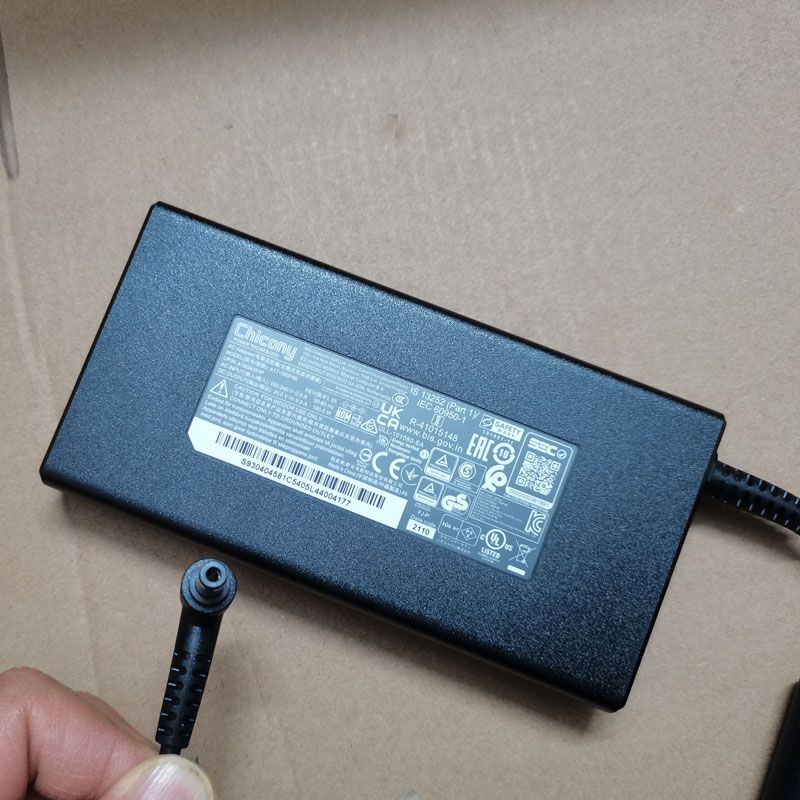 Nuevo OEM Slim Chicony 20.0V 9 - Pc Gaming Uk reseña y precio